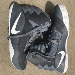Gray nike hyperdunk